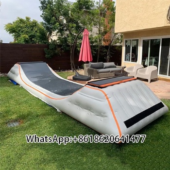 High Quality Inflatable Jump Stunt Bike airbag Inflatable Landing airbag Bmx Ramp for Skate Park